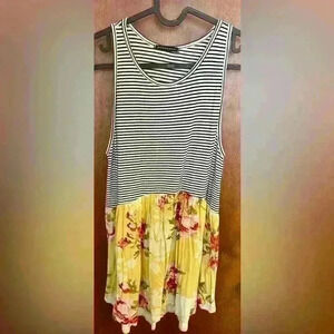 Staccato Women’s floral stripe high low tank